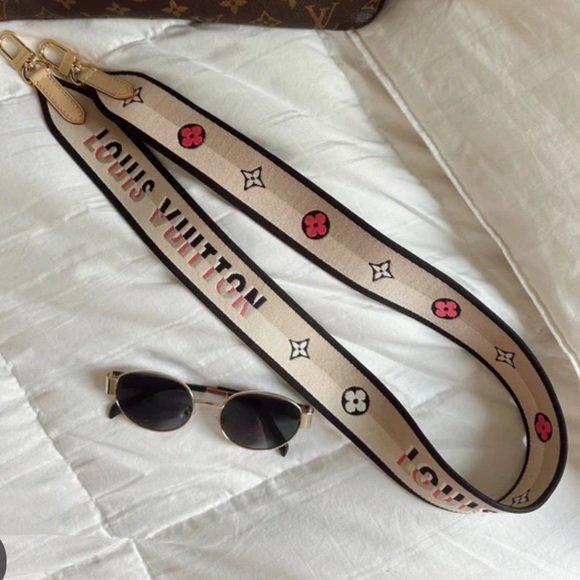 🩷🖤 BRAND NEW --Louis Vuitton Sporty Logo Bandouliere Shoulder Strap Jacquard - Picture 1 of 12